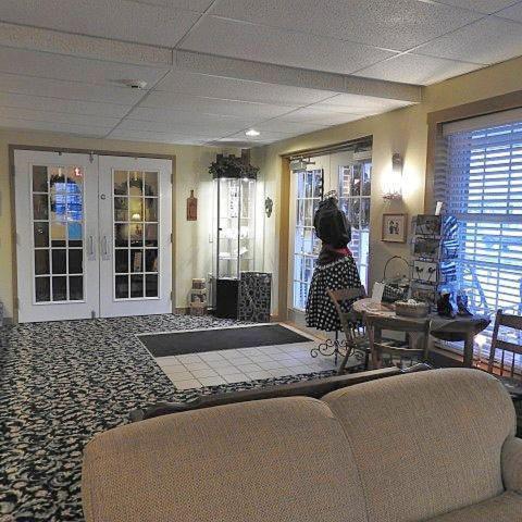 Country Living Inn Smoketown  외부 사진